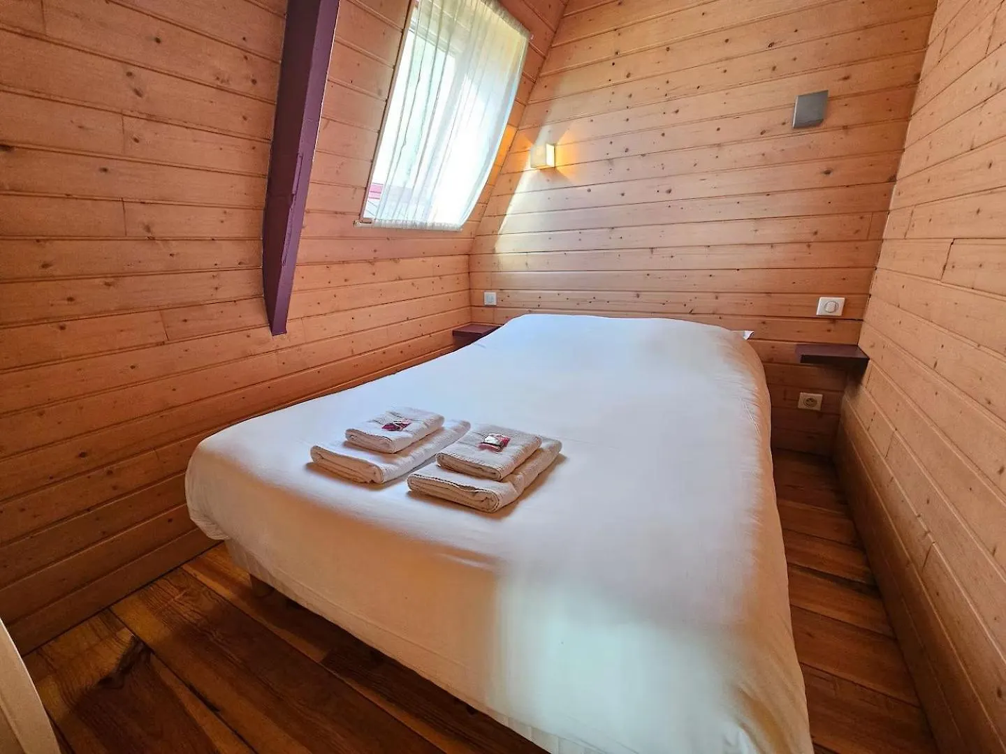 Chalet Cosy Avec Vue Degagee Pouzac