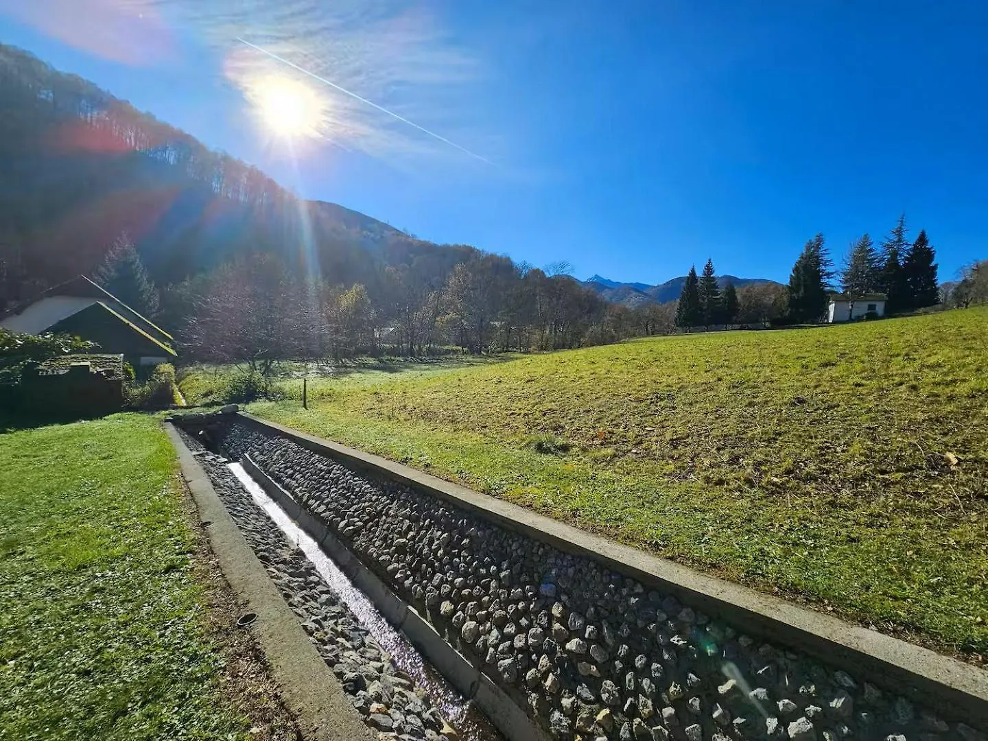 Chalet Cosy Avec Vue Degagee Pouzac